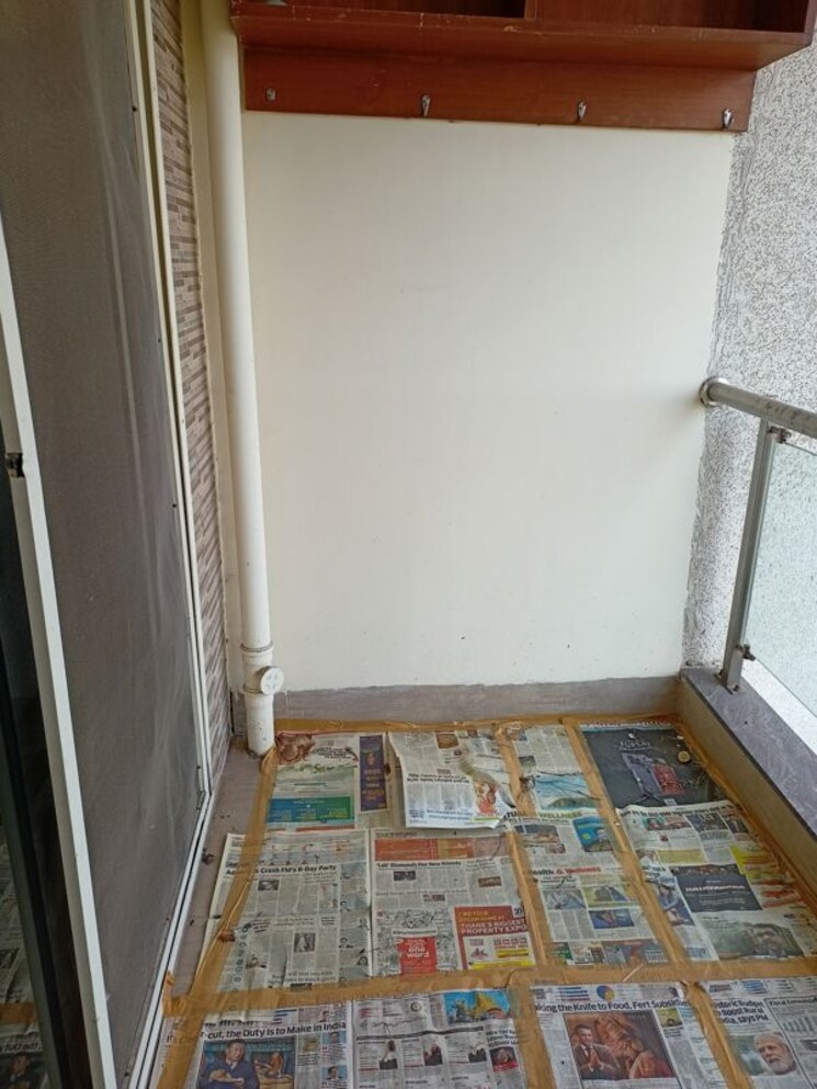 Balcony, regency-heights 3 Bedroom 1100 Sq.Ft. Apartment In Ghodbunder Road Thane 9785236