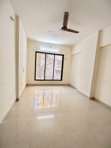 1 BHK Apartment For Rent in Sagar Apartment, Malad East