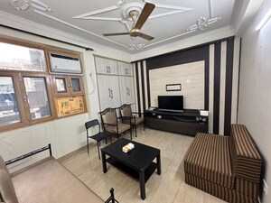 Living Room in 3 BHK Apartment at Sector 4 Dwarka – for Rent