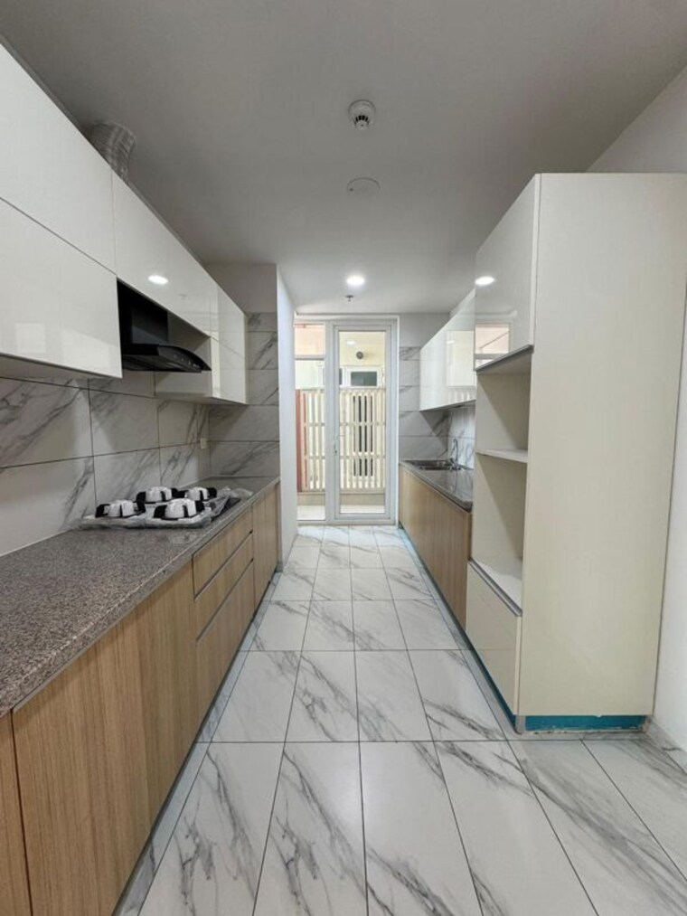 Bathroom, anant-raj-the-estate-floors 3 Bedroom 2260 Sq.Ft. Builder Floor In Sector 63a Gurgaon 9785697