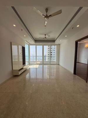 Room in 3 BHK Builder Floor at Anant Raj The Estate Floors, Sector 63a – for Sale