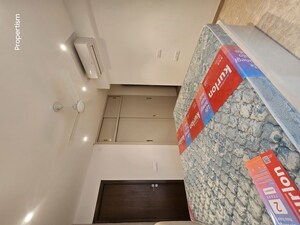 Furnished Amenities in 2 BHK Apartment at Hiranandani Castle Rock, Powai – for Rent