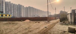  Plot For Sale in Gaur City 2