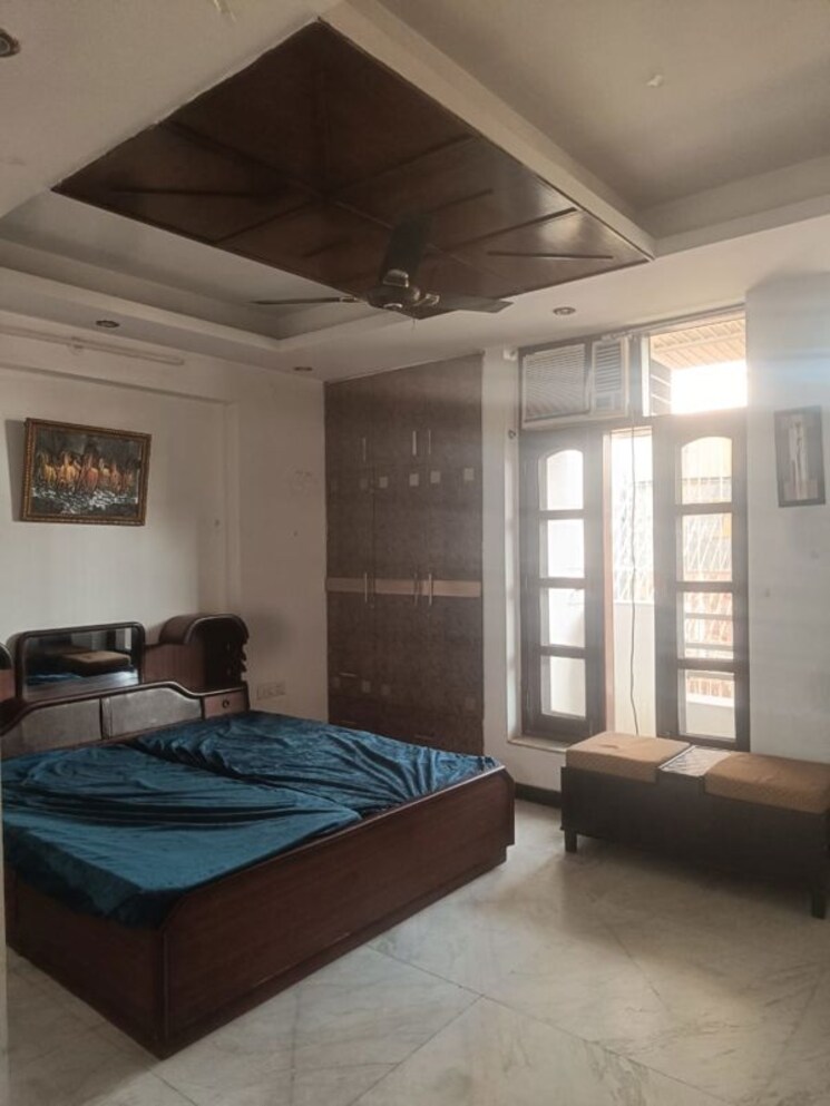 Bedroom, rwa-apartments-sector-52 3 Bedroom 2000 Sq.Ft. Builder Floor In Sector 52 Noida 9785821