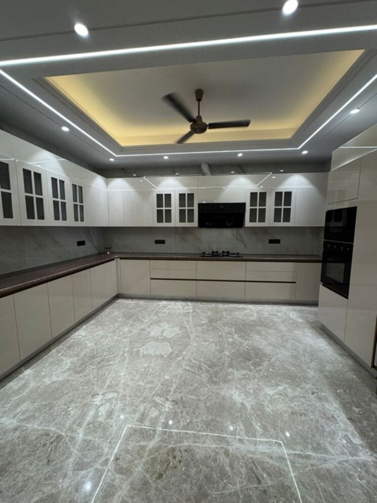 Kitchen, anant-raj-the-estate-residences 4 Bedroom 480 Sq.Yd. Builder Floor In Sector 63a Gurgaon 9785814