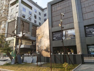 Studio Apartment – Exterior View View at Sawasdee Center, Vasundhara Sector 2b - for Sale