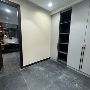 Room in 4 BHK Builder Floor at Anant Raj The Estate Residences, Sector 63a – for Sale