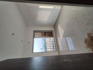 Room in 2 BHK Apartment at Dem Icon, Charkop Sector 2 – for Sale