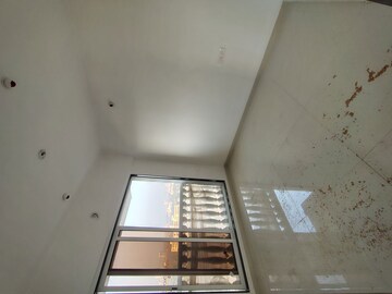 Furnished Amenities in 2 BHK Apartment at Dem Icon, Charkop Sector 2 – for Sale