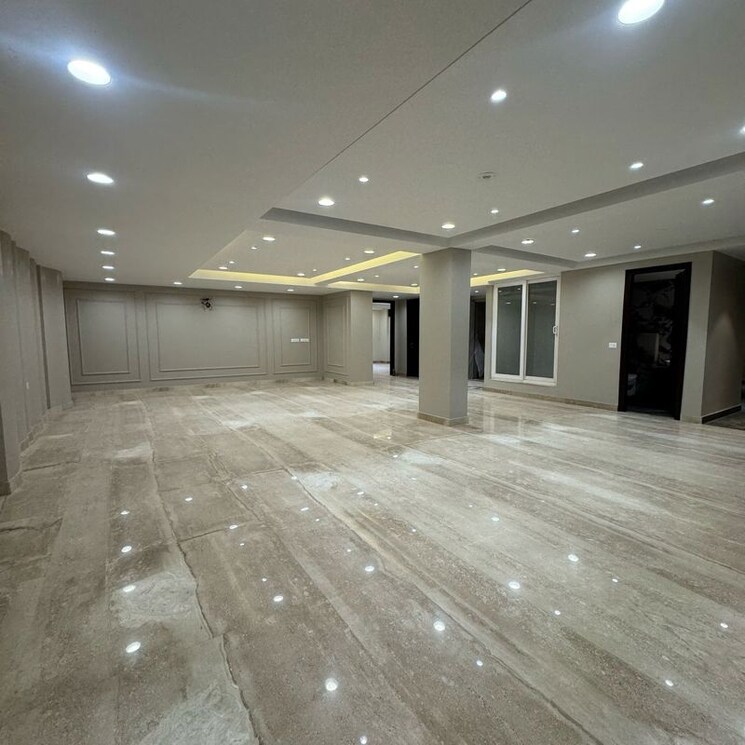  Parking, anant-raj-the-estate-residences 4 Bedroom 489 Sq.Yd. Builder Floor In Sector 63a Gurgaon 9785859