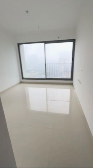 Room in 2 BHK Apartment at Sunteck City Avenue 1, Goregaon West – for Sale