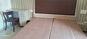 Bedroom in 2 BHK Apartment at UPAEVP Mandakini Enclave, Raebareli Road – for Rent