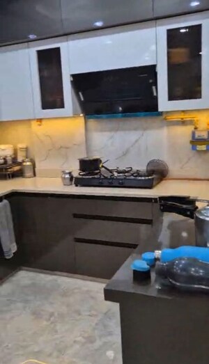 Team Area in 4 BHK Builder Floor at Rajendra Nagar Sector 5 – for Sale