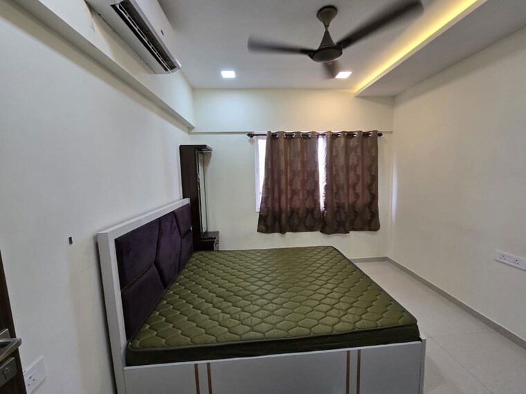Bedroom, omkar-signet 2 Bedroom 503 Sq.Ft. Apartment In Malad East Mumbai 9786007