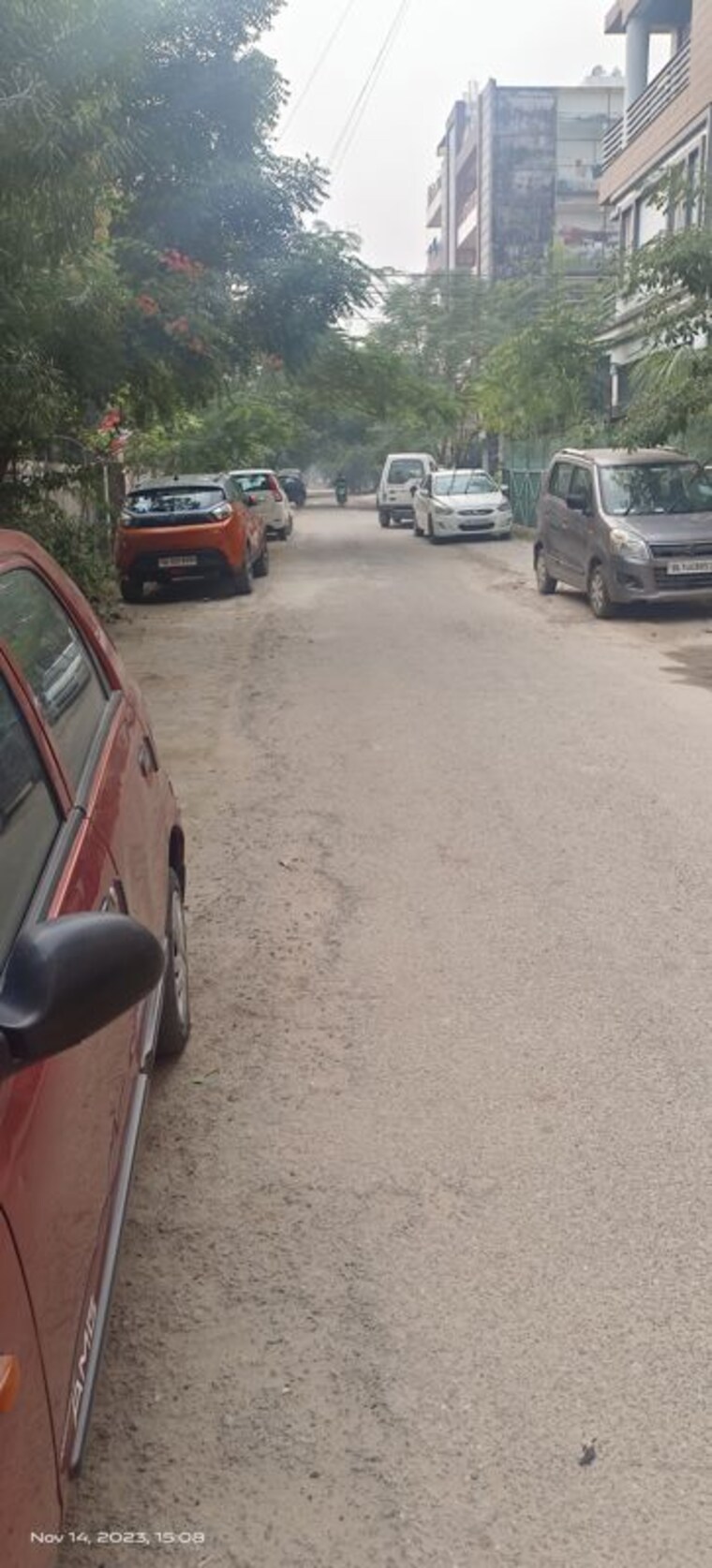  Parking, gyan khand i 3 Bedroom 1050 Sq.Ft. Builder Floor In Gyan Khand I Ghaziabad 9785867