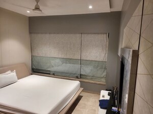 Furnished Amenities in 3 BHK Apartment at Darshan Rico, Lower Parel – for Rent