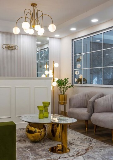 Living Room in 3 BHK Apartment at DLF The Ultima, Sector 81 – for Sale