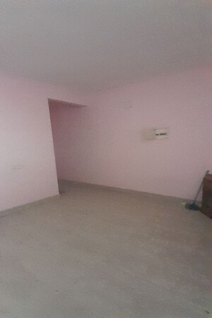 Room in 2 BHK Apartment at Signature Global Solera 2, Sector 107 – for Rent