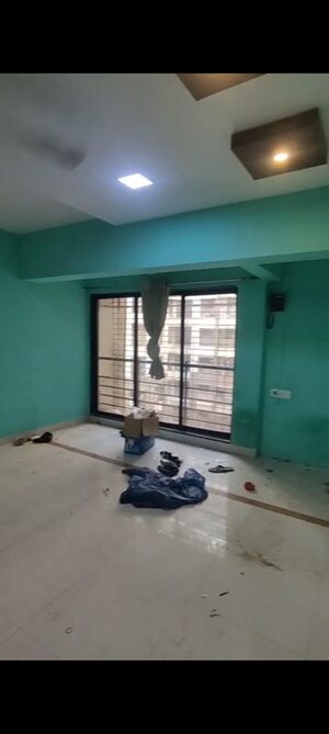 Parking in 1 BHK Apartment at Kurla West – for Rent