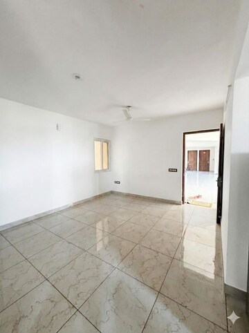 Room in 3.5 BHK Apartment at Windlass River Valley, Harrawala – for Rent