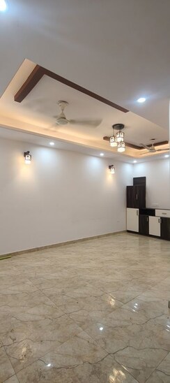 2 BHK Builder Floor For Rent in Chattarpur