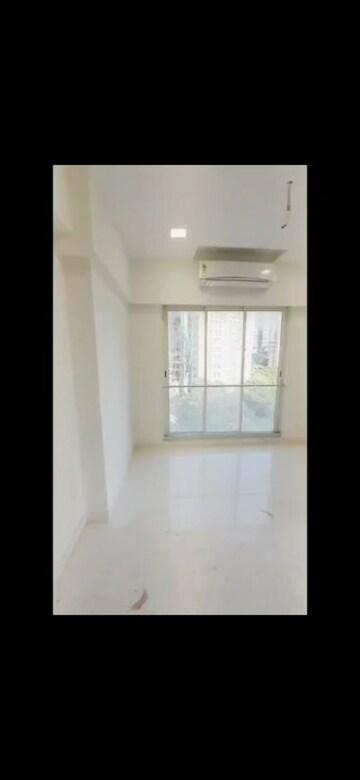 Room in 2 BHK Apartment at Ekta Tripolis, Goregaon West – for Rent