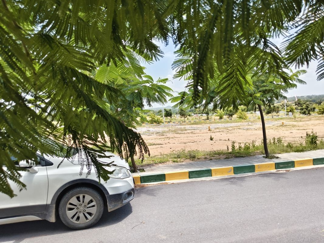 Plot For Sale in SR Sree City