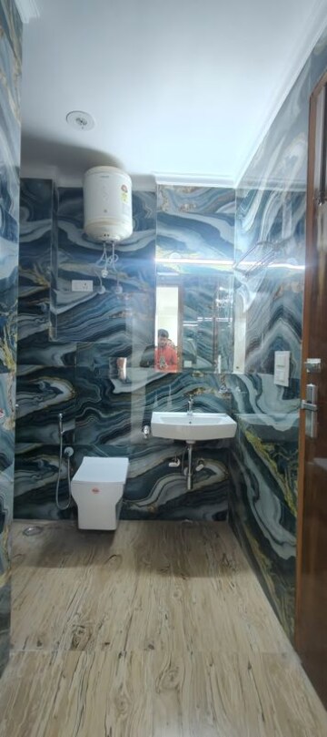 Attached Bathroom in 4 BHK Builder Floor at Chattarpur – for Rent