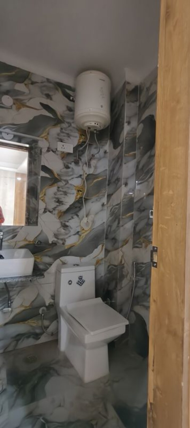 Attached Bathroom, chattarpur 4 Bedroom 3500 Sq.Ft. Builder Floor In Chattarpur Delhi 9786072