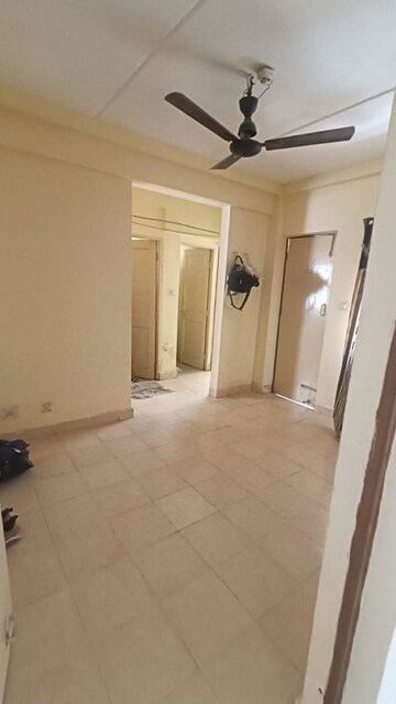 Room in 1 BHK Builder Floor at Rohini Sector 34 – for Rent