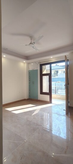 3 BHK Builder Floor For Rent in Chattarpur