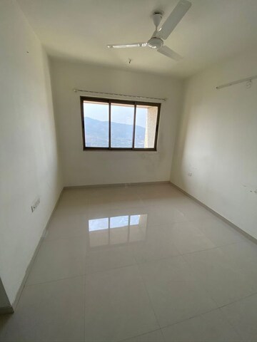 Room in 1 BHK Apartment at Raunak Unnathi Woods Phase 7 A And B, Ghodbunder Road – for Sale