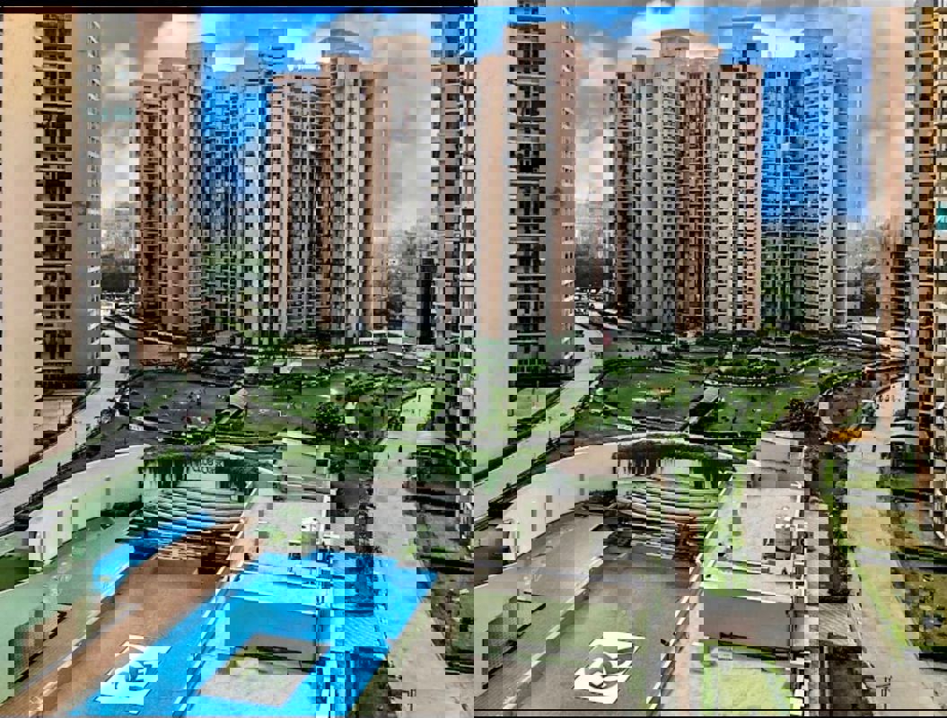 2 BHK Apartment For Sale in Gaur City 2 - 14th Avenue