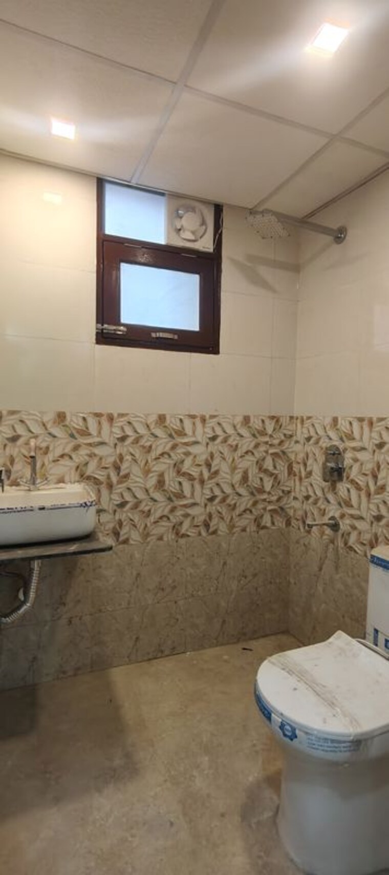 Bathroom, chattarpur 2 Bedroom 950 Sq.Ft. Builder Floor In Chattarpur Delhi 9786147