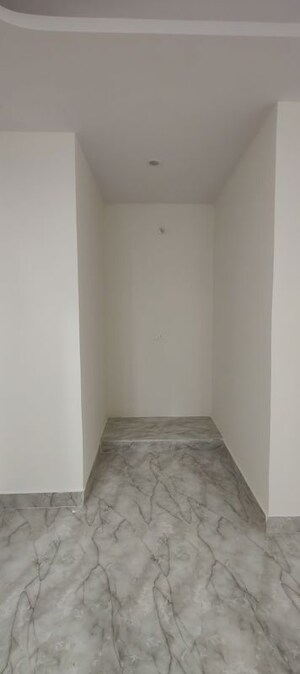 Room in 2 BHK Builder Floor at Chattarpur – for Rent