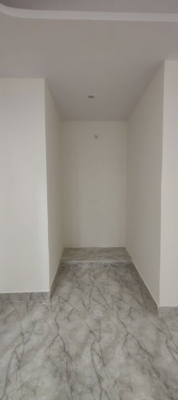 Room in 2 BHK Builder Floor at Chattarpur – for Rent