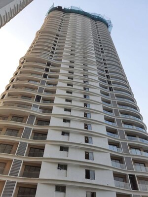 2 BHK Apartment For Sale in Sunteck City Avenue 2, Goregaon West