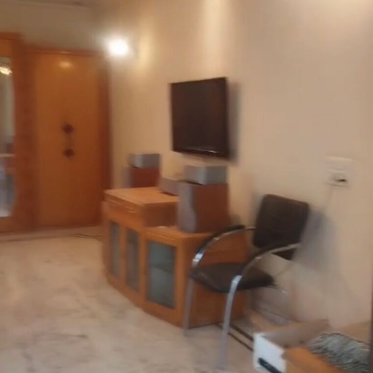 Living Room, lajpat nagar i 1 Bedroom 650 Sq.Ft. Builder Floor In Lajpat Nagar I Delhi 9786161