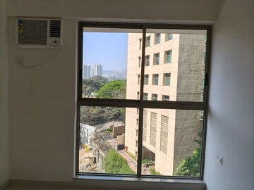 Room in 1 BHK Apartment at Lodha Crown Quality Homes, Majiwada – for Rent