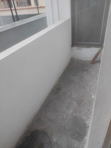 Balcony in 2 BHK Builder Floor at Lingarajapuram – for Rent