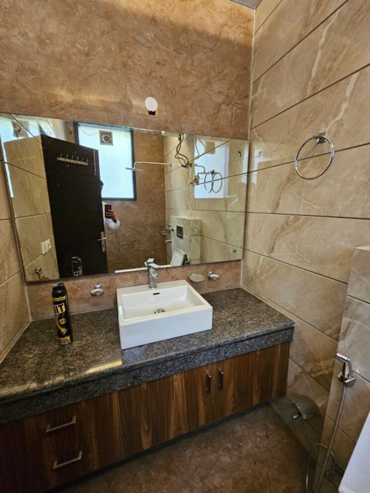 Kitchen, greater kailash i 3 Bedroom 2000 Sq.Ft. Builder Floor In Greater Kailash I Delhi 9786356