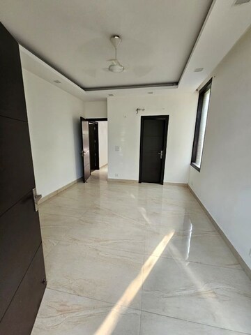 Building Lobby in 3 BHK Builder Floor at Greater Kailash I – for Rent