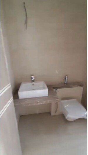 Bathroom in 3 BHK Apartment at Aayush Ayaansh, Chembur – for Rent