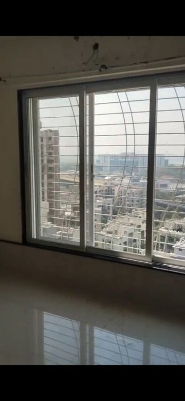 Room in 2 BHK Apartment at Ahimsa Heights, Malad West – for Sale