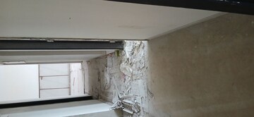 Room in 1 BHK Apartment at Dosti Acres – for Rent