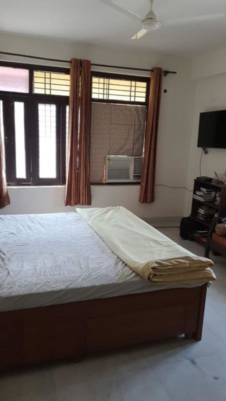 Bedroom, sector 23 dwarka 4 Bedroom 2000 Sq.Ft. Apartment In Sector 23 Dwarka Delhi 9786428