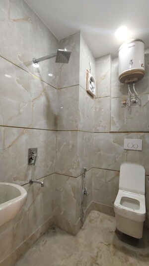 Bathroom in 2 BHK Builder Floor at Govindpuri – for Rent