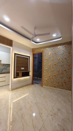 2 BHK Builder Floor For Rent in Govindpuri
