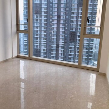 Room in 3 BHK Apartment at Lodha The Park, Century Mills – for Rent