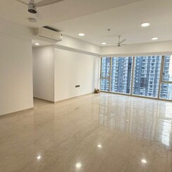 3 BHK + Servant Room Apartment For Rent in Lodha The Park